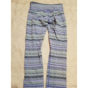 Lululemon Wunder Under Leggings sz 4 Yoga Crop Cap